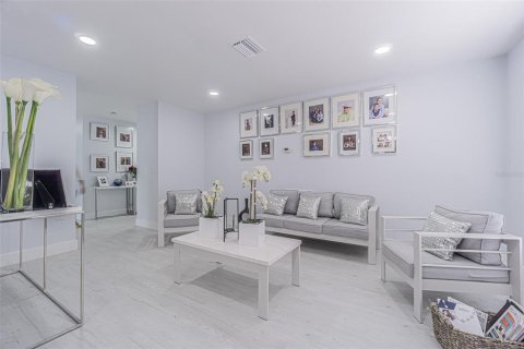 Casa en venta en Tampa, Florida, 3 dormitorios, 139.35 m2 № 1807254 - foto 14