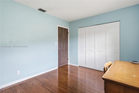 House in Coral Springs, Florida 3 bedrooms № 2383128 - photo 21
