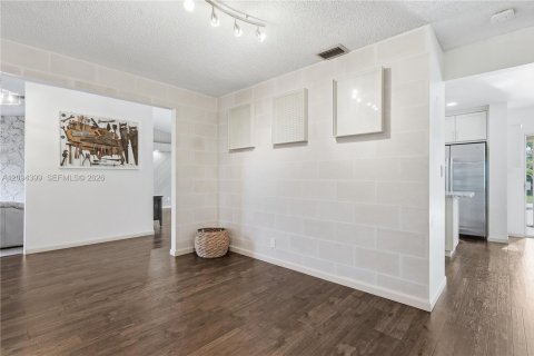 House in Coral Springs, Florida 3 bedrooms № 2383128 - photo 13