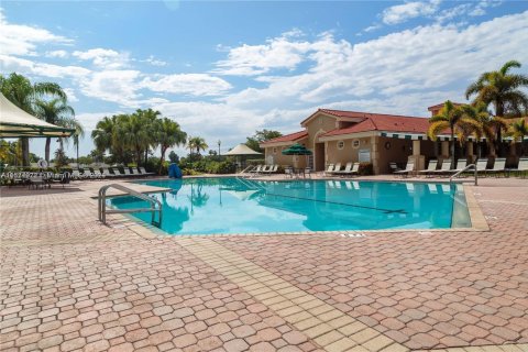 Condominio en venta en Homestead, Florida, 2 dormitorios, 107.77 m2 № 1812370 - foto 15