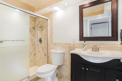 Condo in Lauderhill, Florida, 3 bedrooms  № 1959182 - photo 19
