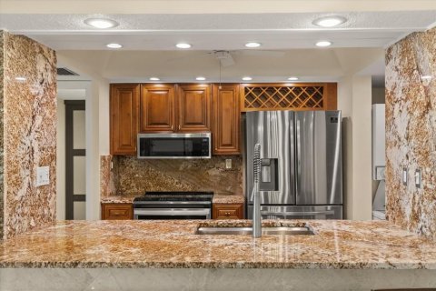 Condominio en venta en Clearwater, Florida, 2 dormitorios, 117.43 m2 № 2213651 - foto 4