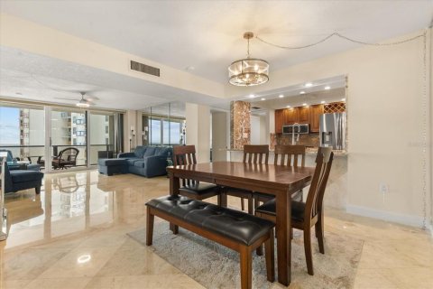 Condominio en venta en Clearwater, Florida, 2 dormitorios, 117.43 m2 № 2213651 - foto 8