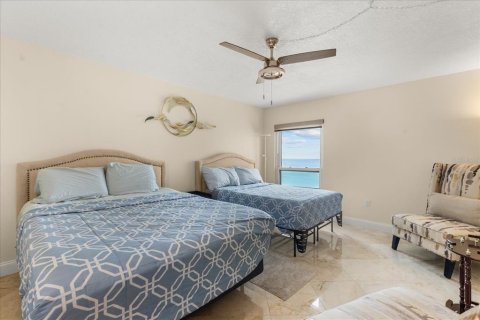 Condominio en venta en Clearwater, Florida, 2 dormitorios, 117.43 m2 № 2213651 - foto 14