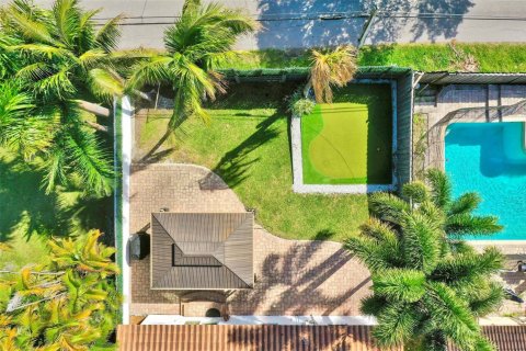House in Dania Beach, Florida 3 bedrooms, 141.95 sq.m. № 2086921 - photo 29