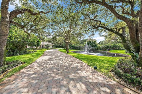 Casa en venta en Palm Beach Gardens, Florida, 7 dormitorios, 1620.22 m2 № 2087738 - foto 5