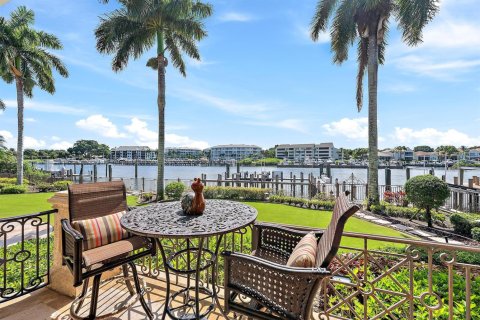 Casa en venta en Palm Beach Gardens, Florida, 7 dormitorios, 1620.22 m2 № 2087738 - foto 17