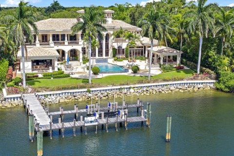 Casa en Palm Beach Gardens, Florida 7 dormitorios, 1620.22 m2 № 2087738