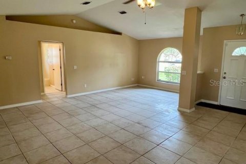 Villa ou maison à louer à Ocala, Floride: 3 chambres, 201.32 m2 № 1833195 - photo 10
