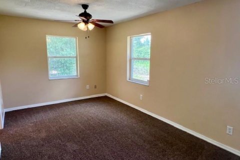 Villa ou maison à louer à Ocala, Floride: 3 chambres, 201.32 m2 № 1833195 - photo 3