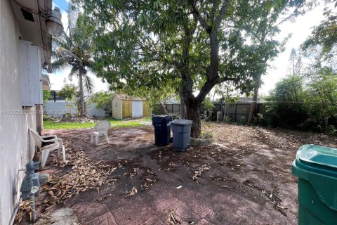 Купить виллу или дом в Майами, Флорида 3 спальни, 121.24м2, № 2052595 - фото 5