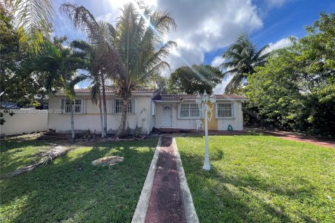 Купить виллу или дом в Майами, Флорида 3 спальни, 121.24м2, № 2052595 - фото 3