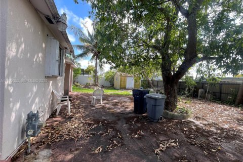 Купить виллу или дом в Майами, Флорида 3 спальни, 121.24м2, № 2052595 - фото 2