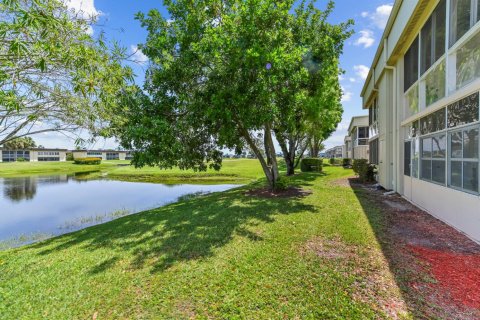 Condo in Delray Beach, Florida, 2 bedrooms  № 2241227 - photo 18