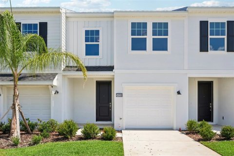 Townhouse in Zephyrhills, Florida 3 bedrooms, 146.14 sq.m. № 2198263