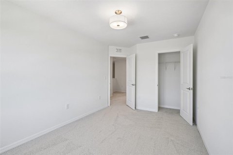 Townhouse in Zephyrhills, Florida 3 bedrooms, 146.14 sq.m. № 2198263 - photo 26