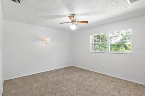 Villa ou maison à vendre à DeLand, Floride: 3 chambres, 185.99 m2 № 2100205 - photo 15
