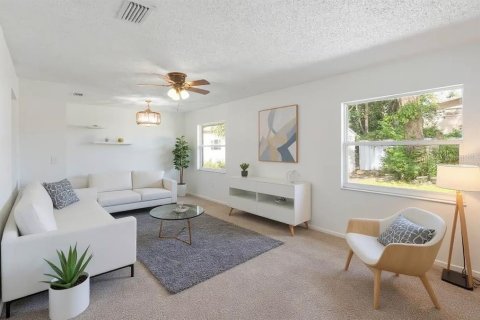 Villa ou maison à vendre à DeLand, Floride: 3 chambres, 185.99 m2 № 2100205 - photo 7