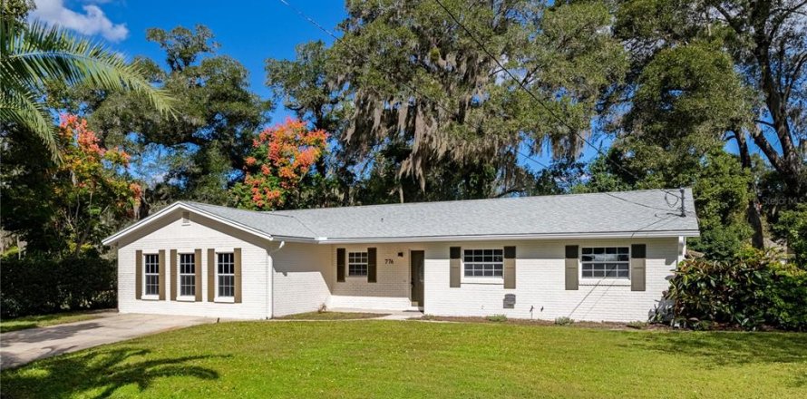 Villa ou maison à DeLand, Floride 3 chambres, 185.99 m2 № 2100205