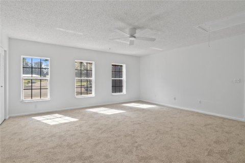 Villa ou maison à vendre à DeLand, Floride: 3 chambres, 185.99 m2 № 2100205 - photo 11