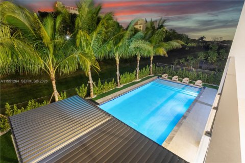 Villa ou maison à vendre à Weston, Floride: 5 chambres, 498.7 m2 № 2023674 - photo 10