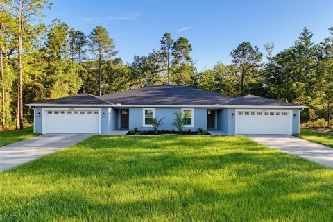 Commercial property in Homosassa, Florida 6 bedrooms, 278.71 sq.m. № 2205530