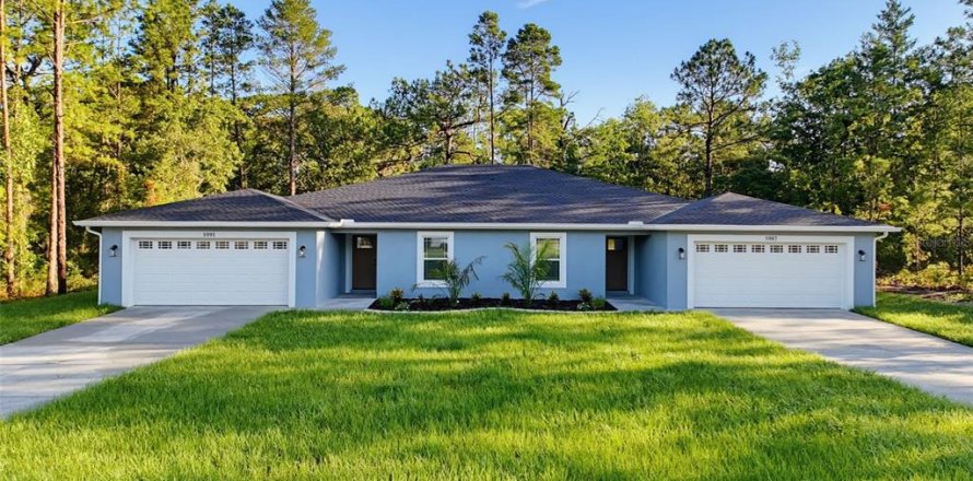 Commercial property in Homosassa, Florida 6 bedrooms, 278.71 sq.m. № 2205530