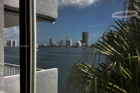 Condominio en alquiler en North Miami Beach, Florida, 1 dormitorio, 77.76 m2 № 2080038 - foto 20