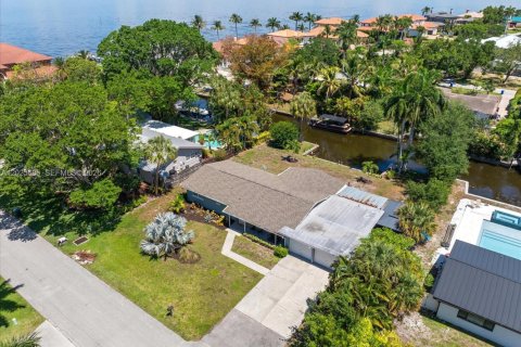 Villa ou maison à vendre à Fort Myers, Floride: 3 chambres № 2085367 - photo 5