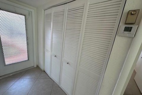 Copropriété à louer à Delray Beach, Floride: 2 chambres, 85.93 m2 № 2252688 - photo 6