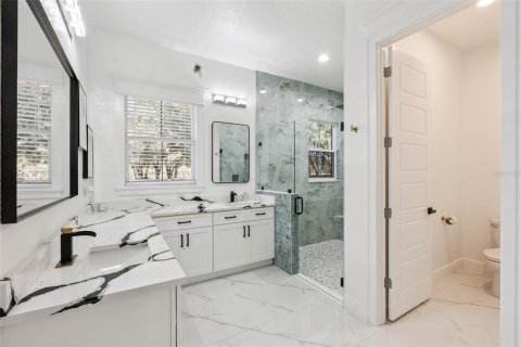 House in Groveland, Florida 4 bedrooms, 273.97 sq.m. № 2222723 - photo 21