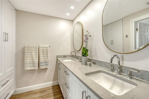 Copropriété à vendre à Sarasota, Floride: 2 chambres, 122.91 m2 № 2124962 - photo 25