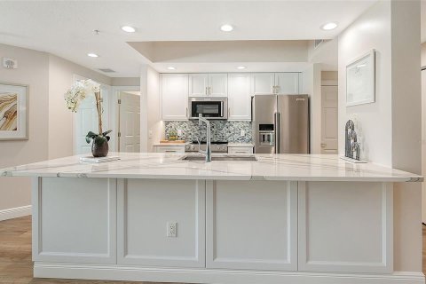 Copropriété à vendre à Sarasota, Floride: 2 chambres, 122.91 m2 № 2124962 - photo 17