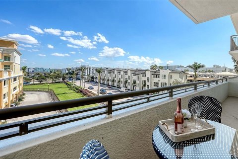Copropriété à vendre à Sarasota, Floride: 2 chambres, 122.91 m2 № 2124962 - photo 11