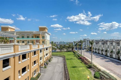 Copropriété à vendre à Sarasota, Floride: 2 chambres, 122.91 m2 № 2124962 - photo 12