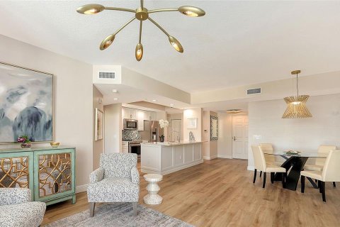 Copropriété à vendre à Sarasota, Floride: 2 chambres, 122.91 m2 № 2124962 - photo 14