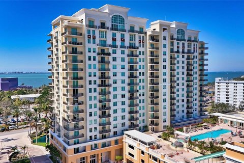 Condo à Sarasota, Floride, 2 chambres  № 2124962