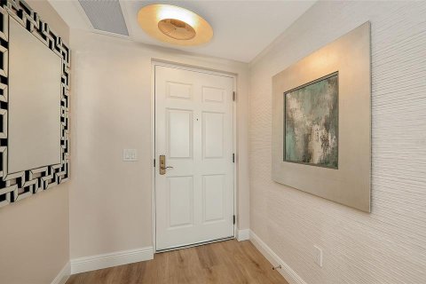 Copropriété à vendre à Sarasota, Floride: 2 chambres, 122.91 m2 № 2124962 - photo 7