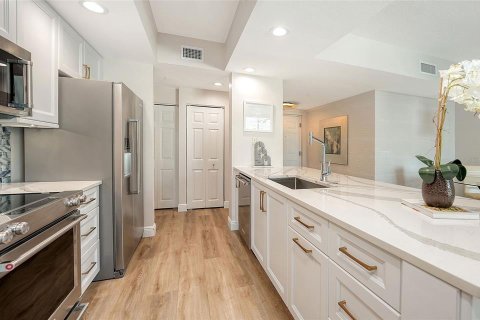 Copropriété à vendre à Sarasota, Floride: 2 chambres, 122.91 m2 № 2124962 - photo 18