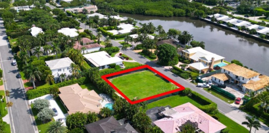 House in Palm Beach, Florida 5 bedrooms, 422.33 sq.m. № 720775