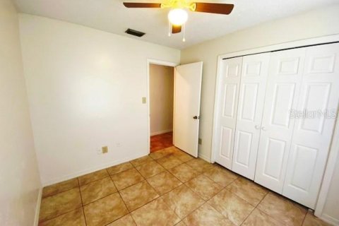 House in Winter Springs, Florida 3 bedrooms, 127.09 sq.m. № 2204682 - photo 10