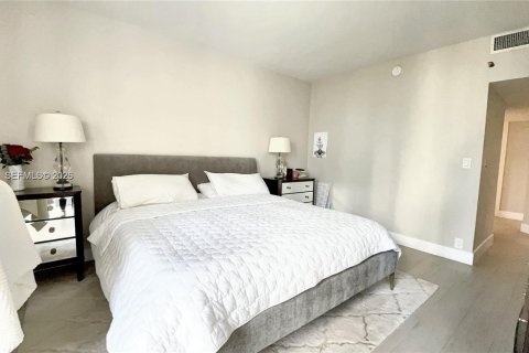 Купить кондоминиум в Майами, Флорида 2 спальни, 136.01м2, № 2020729 - фото 7