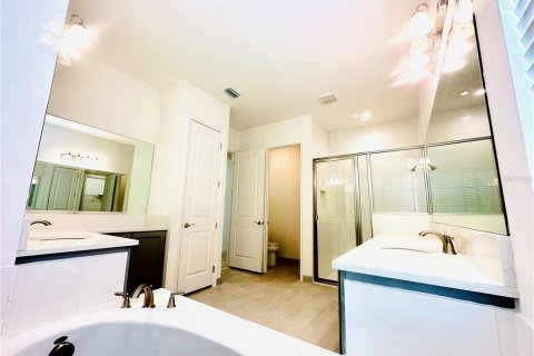 Casa en venta en Wesley Chapel, Florida, 3 dormitorios, 259.75 m2 № 1526410 - foto 10