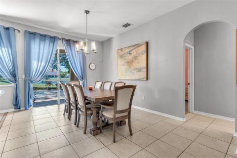 Villa ou maison à vendre à Homestead, Floride: 4 chambres, 192.21 m2 № 2025422 - photo 7