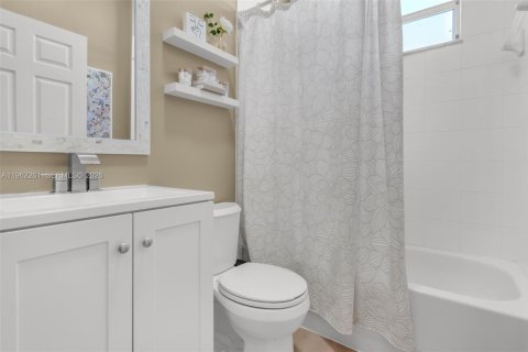 Villa ou maison à vendre à Homestead, Floride: 4 chambres, 192.21 m2 № 2025422 - photo 21