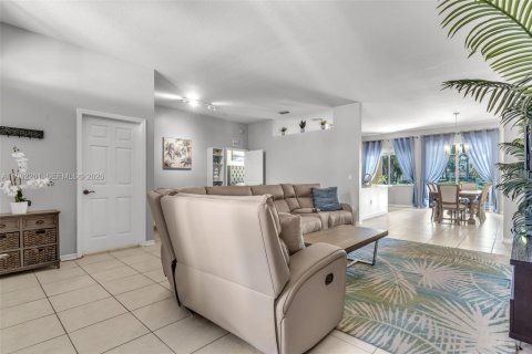 Villa ou maison à vendre à Homestead, Floride: 4 chambres, 192.21 m2 № 2025422 - photo 2