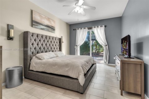 Villa ou maison à vendre à Homestead, Floride: 4 chambres, 192.21 m2 № 2025422 - photo 12