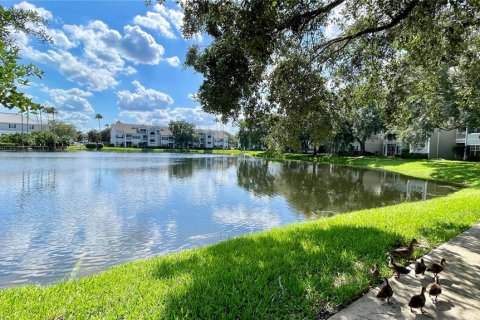 Condominio en venta en Orlando, Florida, 1 dormitorio, 77.02 m2 № 1688502 - foto 17