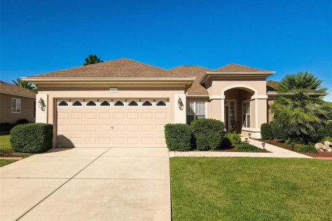 Casa en Summerfield, Florida 3 dormitorios, 186.08 m2 № 2110492