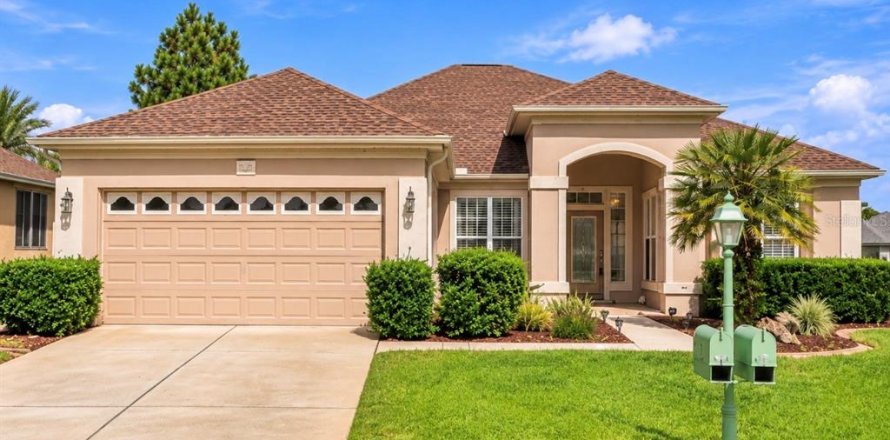 Casa en Summerfield, Florida 3 dormitorios, 186.08 m2 № 2110492